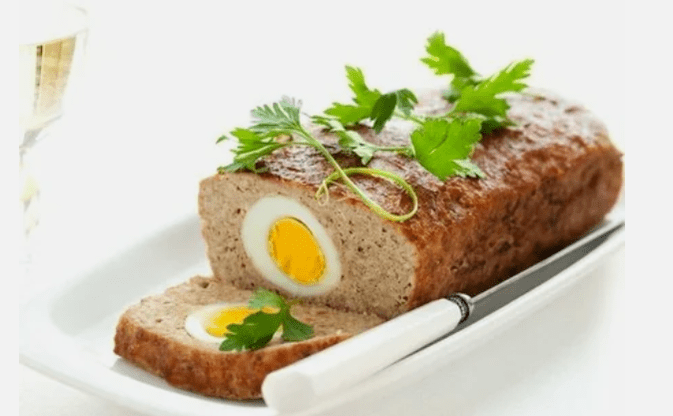Мясной рулет с яйцом на диете Дюкана